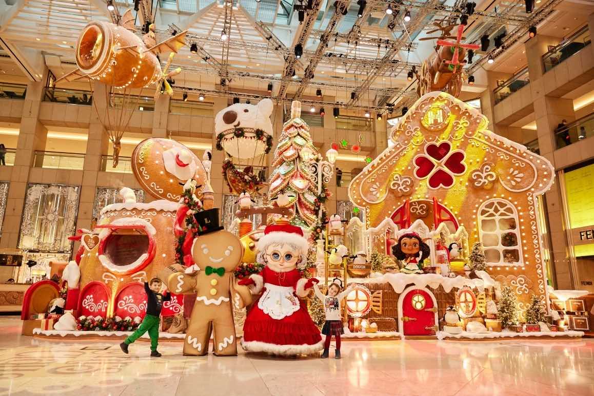 LANDMARK Mrs Claus Bakery Offers Love Of Giving In Hong Kong