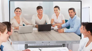 Which Smart Board Brand Leads the Market in the United States?